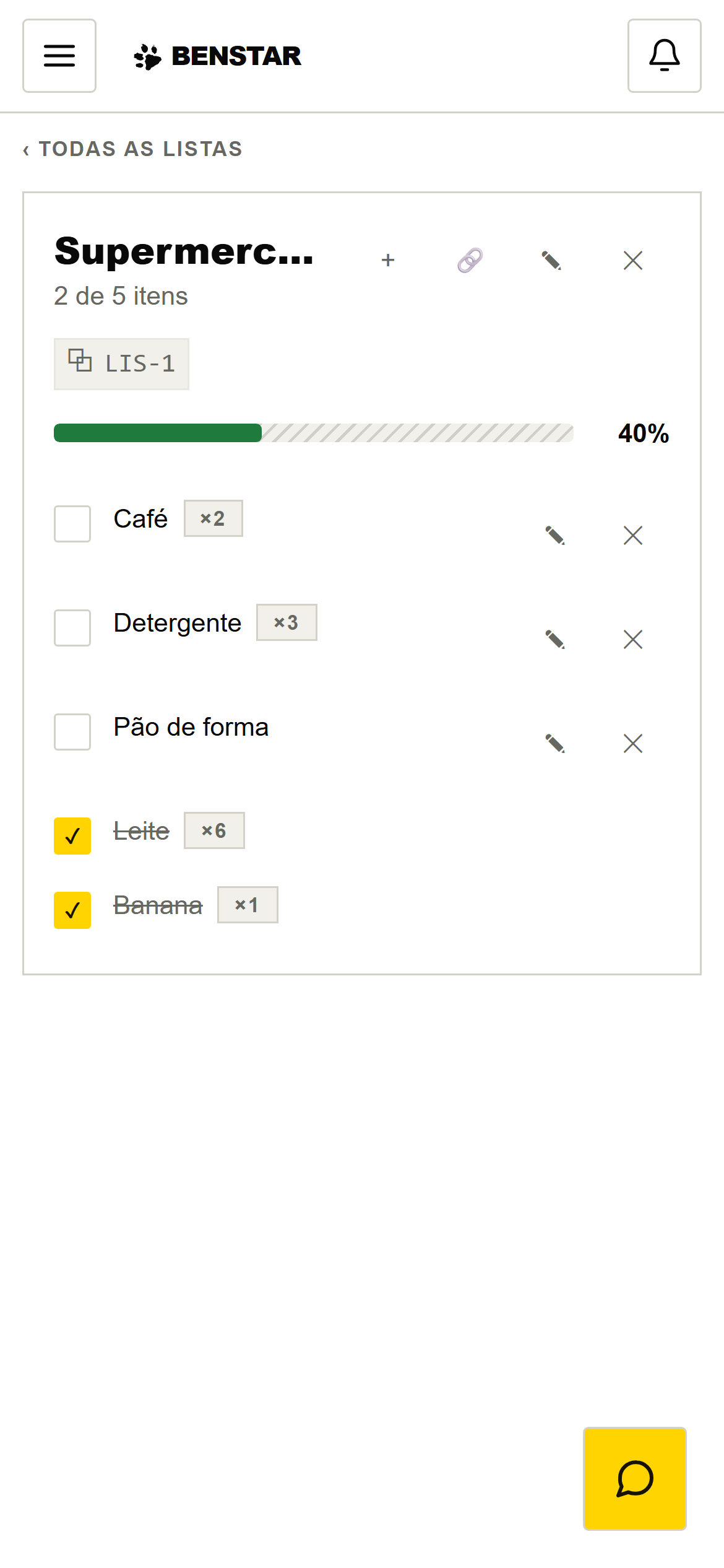 Lista de compras no celular, com itens marcáveis e a indicação de que a lista é compartilhada.